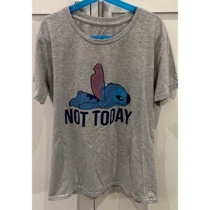 Stitch tee‎ size medium